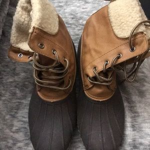 Mountain boots